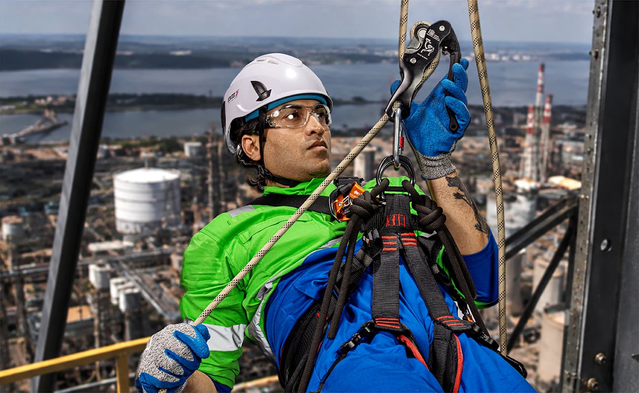 Ascending Descending Device