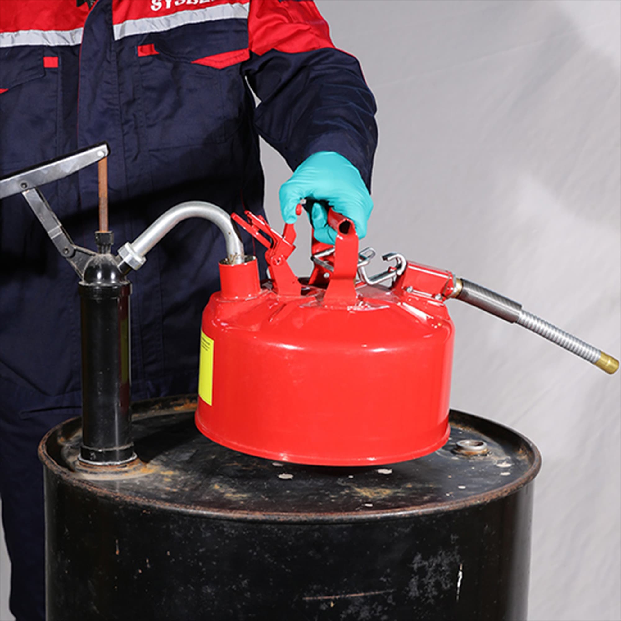 SCAN003R Type-II Safety Cans 2.5Gal / 9.5Ltr (Red) - image 3