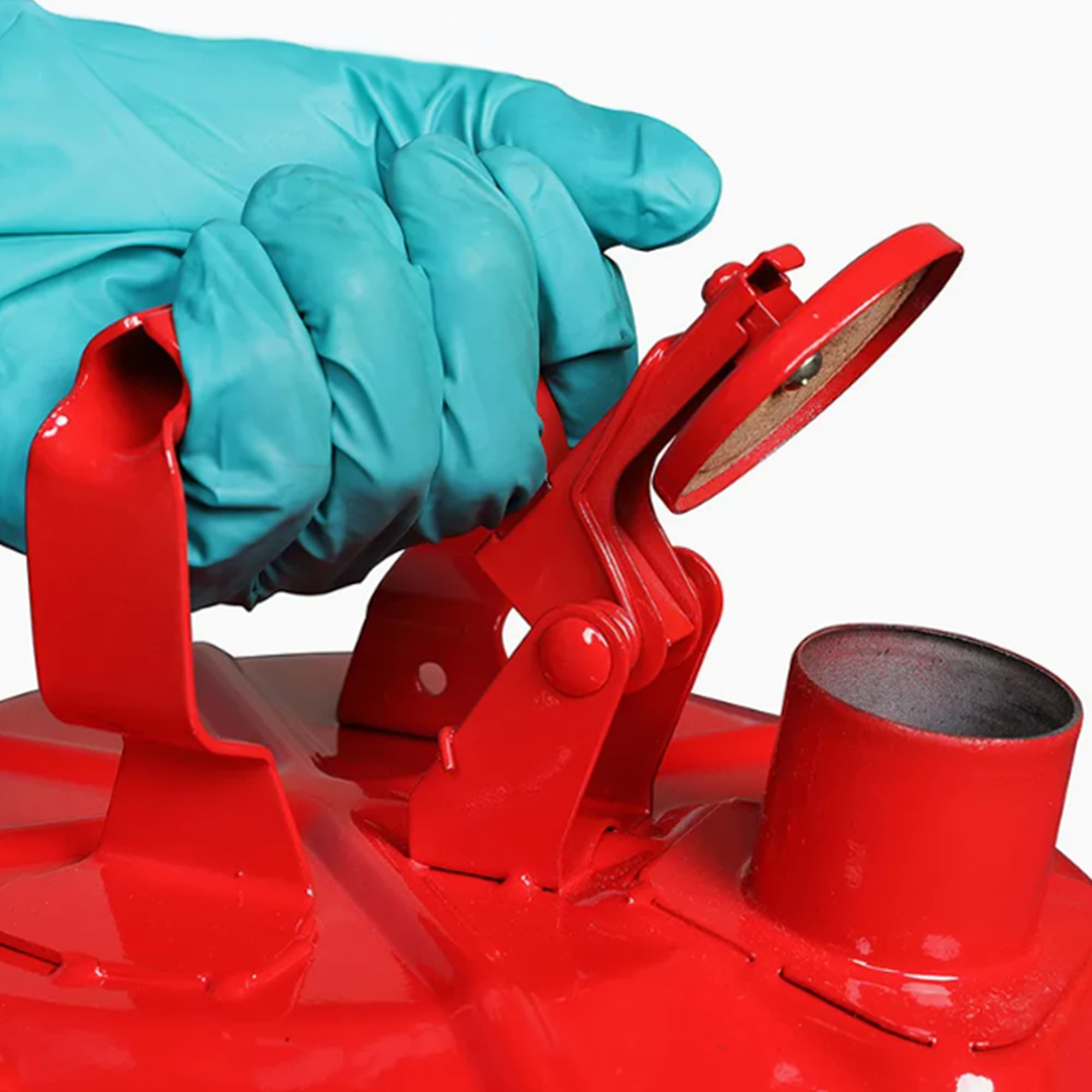 C-SCAN002R-1 Type-l Safety Cans with Bottom Tap 5Gal / 19Ltr (Red) - image 2