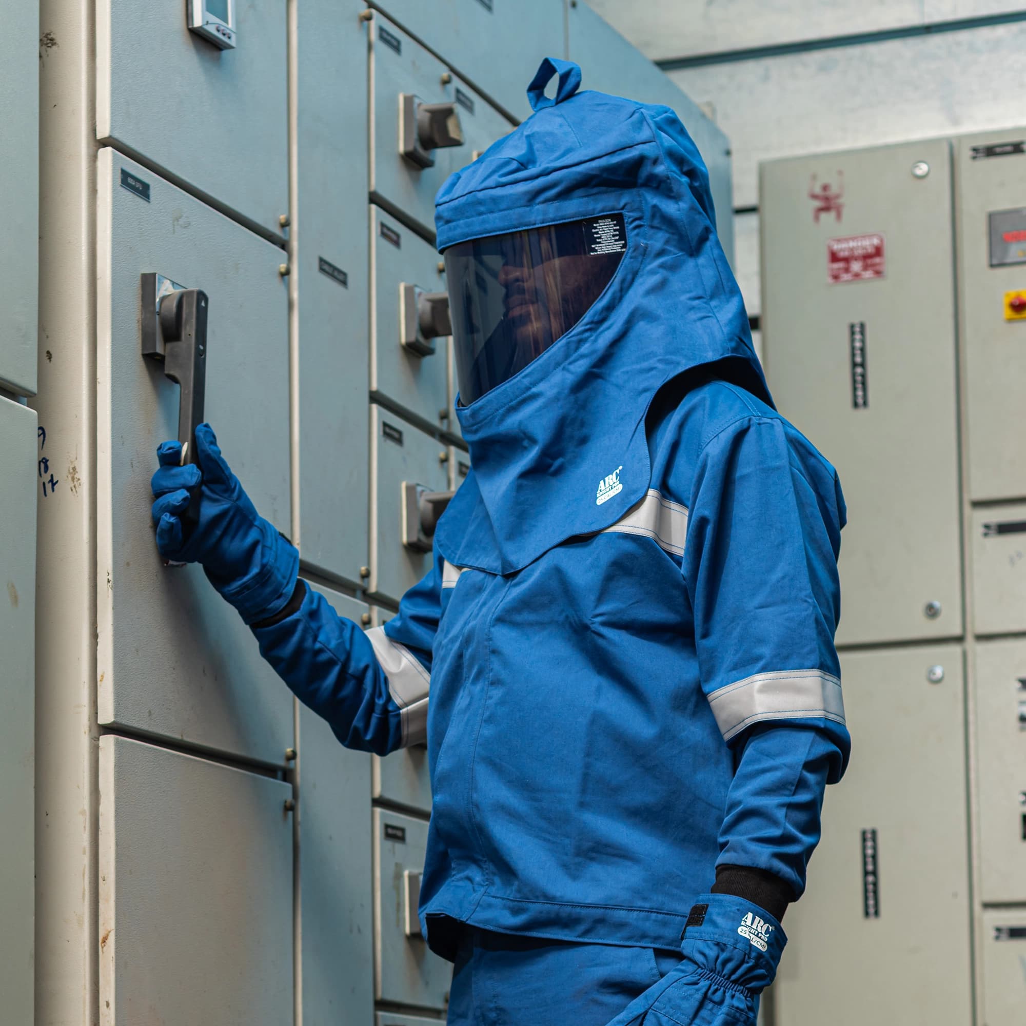 25 cal Arc Flash Jacket - image 3